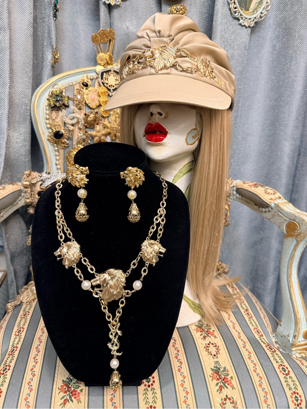 Safari Gold Lioness Jewelry Set with Turban Hat